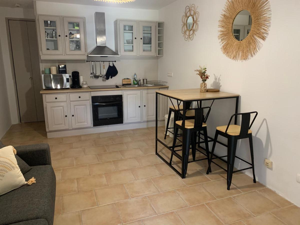 אלגז'ולה Studio Tout Equipe De 27M2, A 100M De La Mer, Et 500M Des Commerces מראה חיצוני תמונה